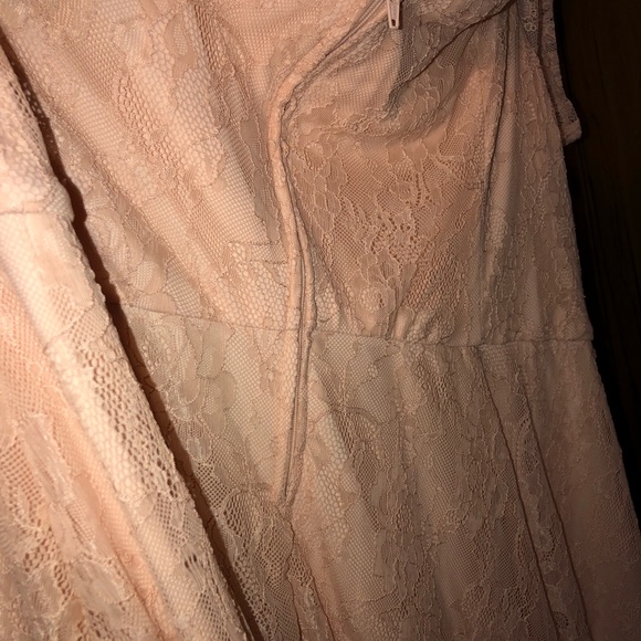 Torrid peach lace off shoulder dress - Picture 4 of 5